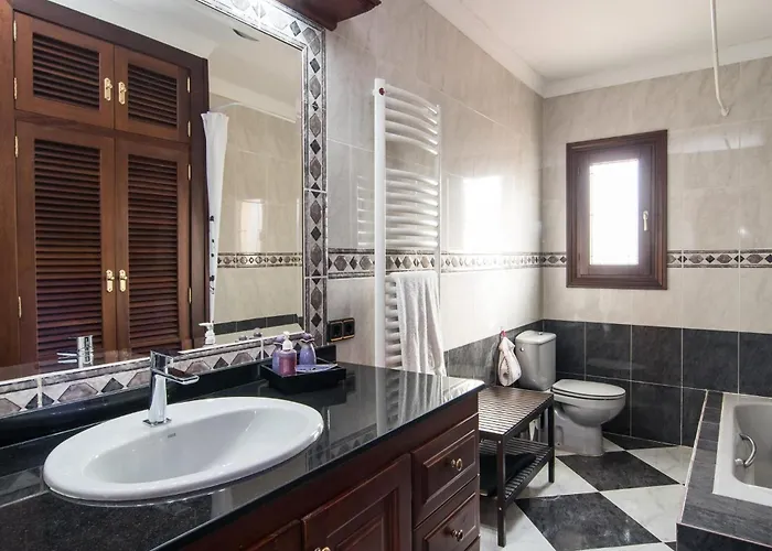 Manrique Кала-Ратхада